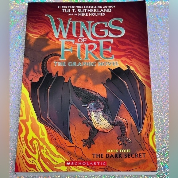 Wings of Fire: Book Four The Dark Secret (The Graphic Novel #4) Tui T Sutherland - Picture 1 of 11